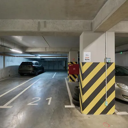 Stylish Kosciuszki Near The Market Square With Free Garage By Renters * Wrocław