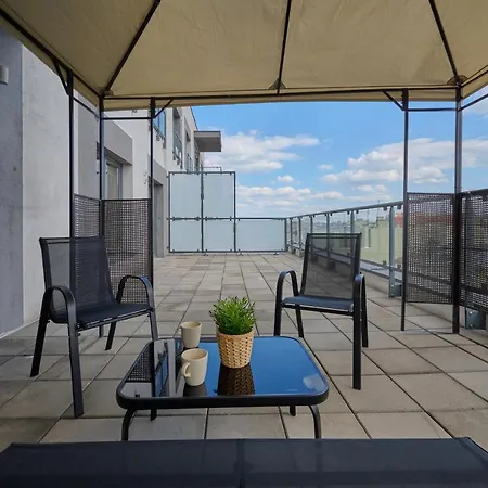 Stylish Kosciuszki Near The Market Square With Free Garage By Renters * Wrocław