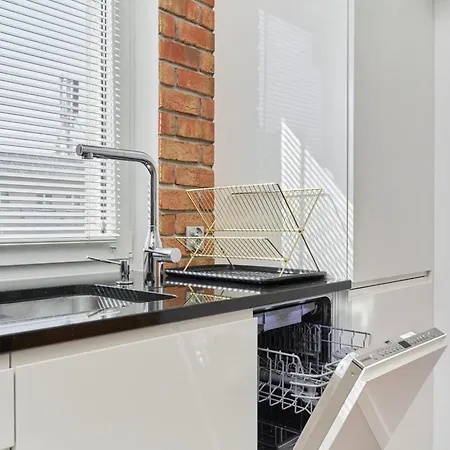 Apartment Stylish Kosciuszki Near The Market Square With Free Garage By Renters