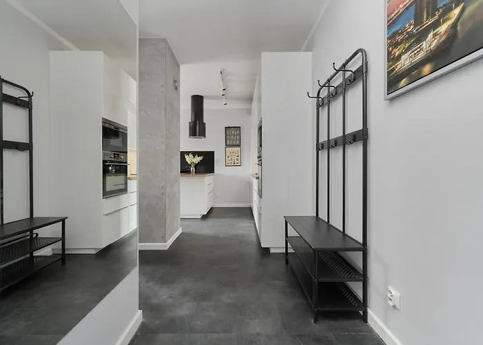 Stylish Kosciuszki Near The Market Square With Free Garage By Renters Apartament Wrocław